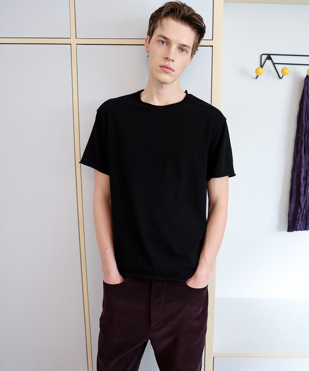 애니타임로릭(ANYTIME LOREAK) YUCCA RAW-EDGE HALF KNIT - BLACK