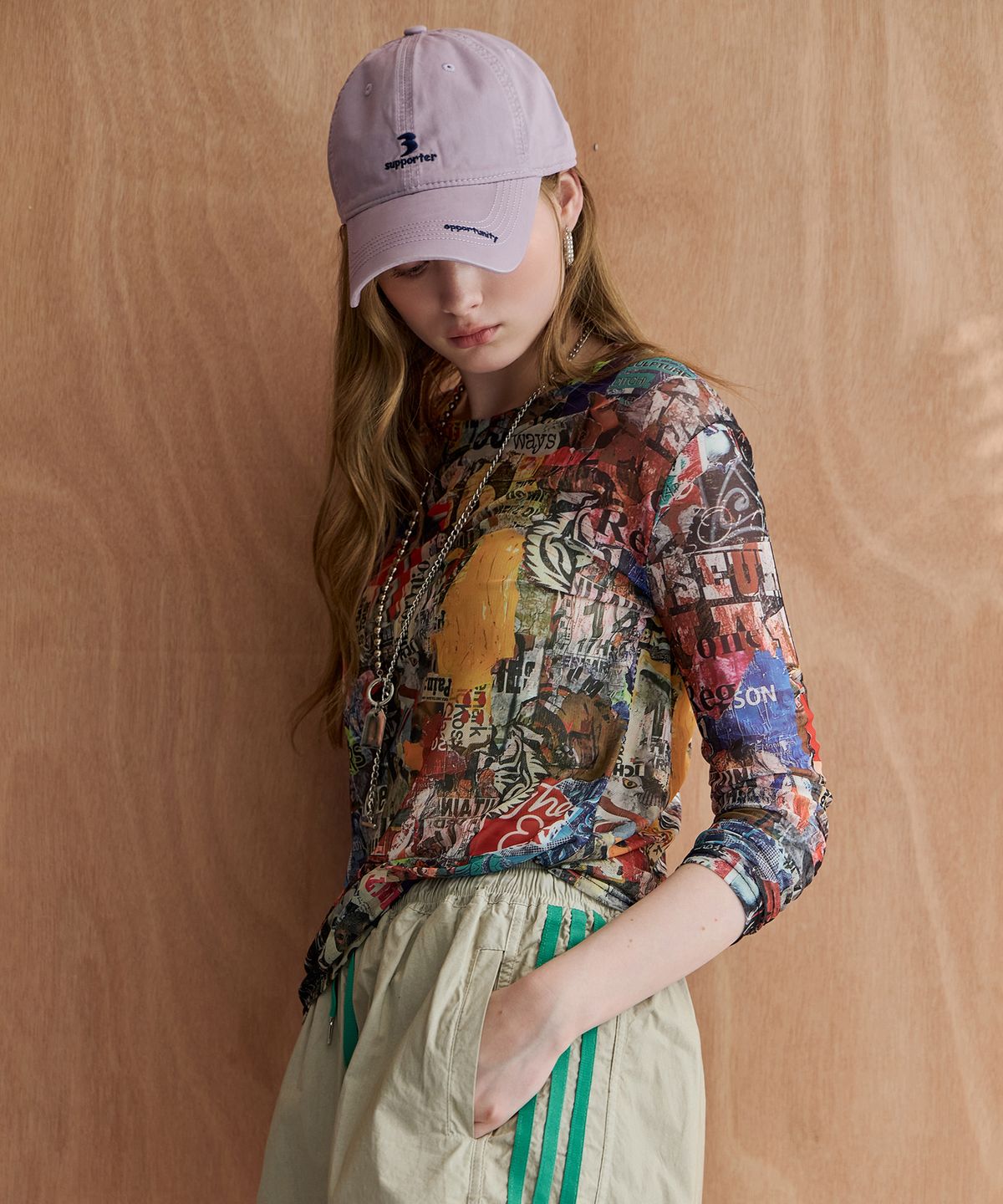 마쟈(MAXZA) [MAXZA Athleisure] 빈티지 그래피티 콜라주 시스루 메쉬 티셔츠