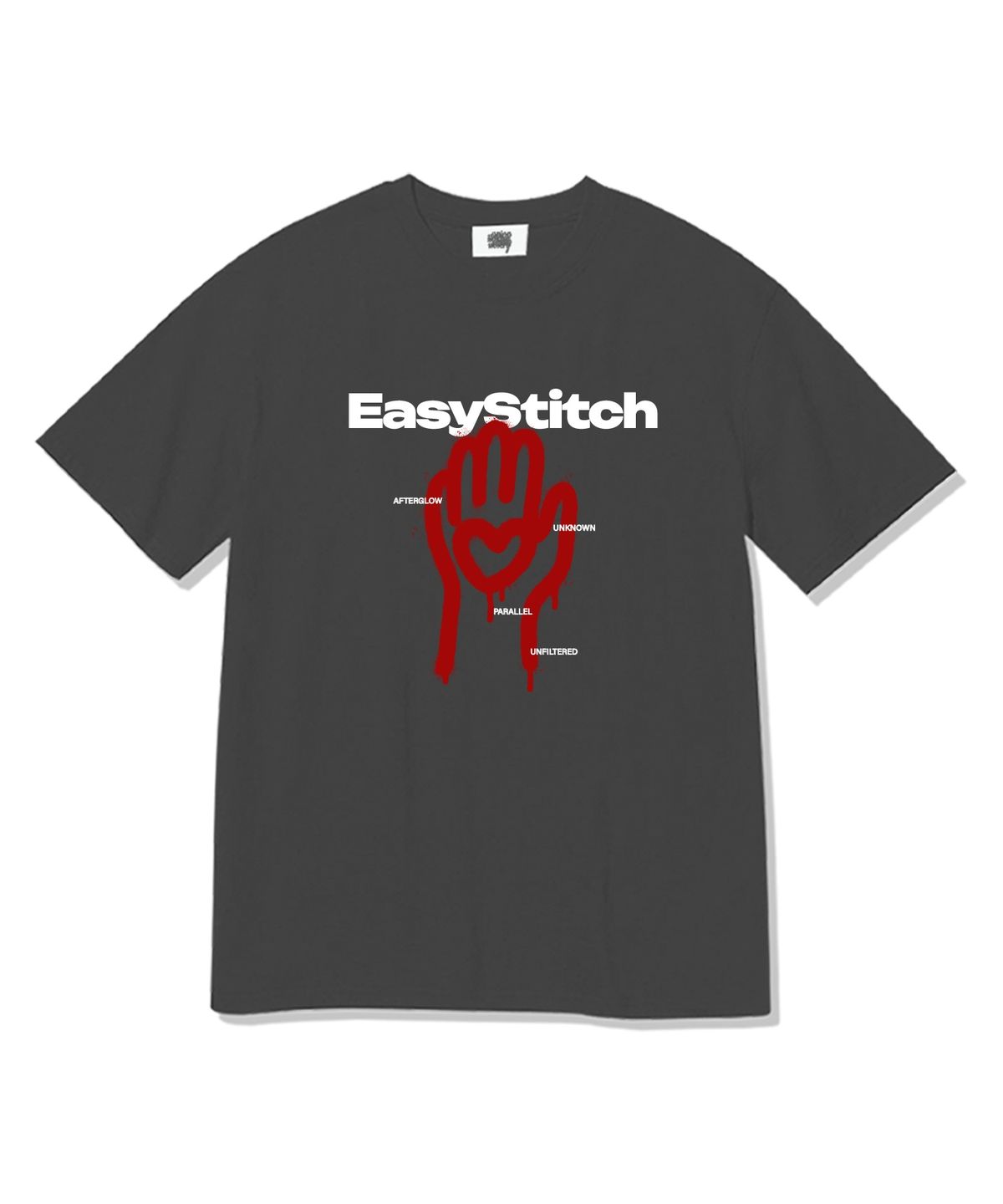 이지스티치(EASY STITCH) 핸드하트  반팔티셔츠 다크그레이