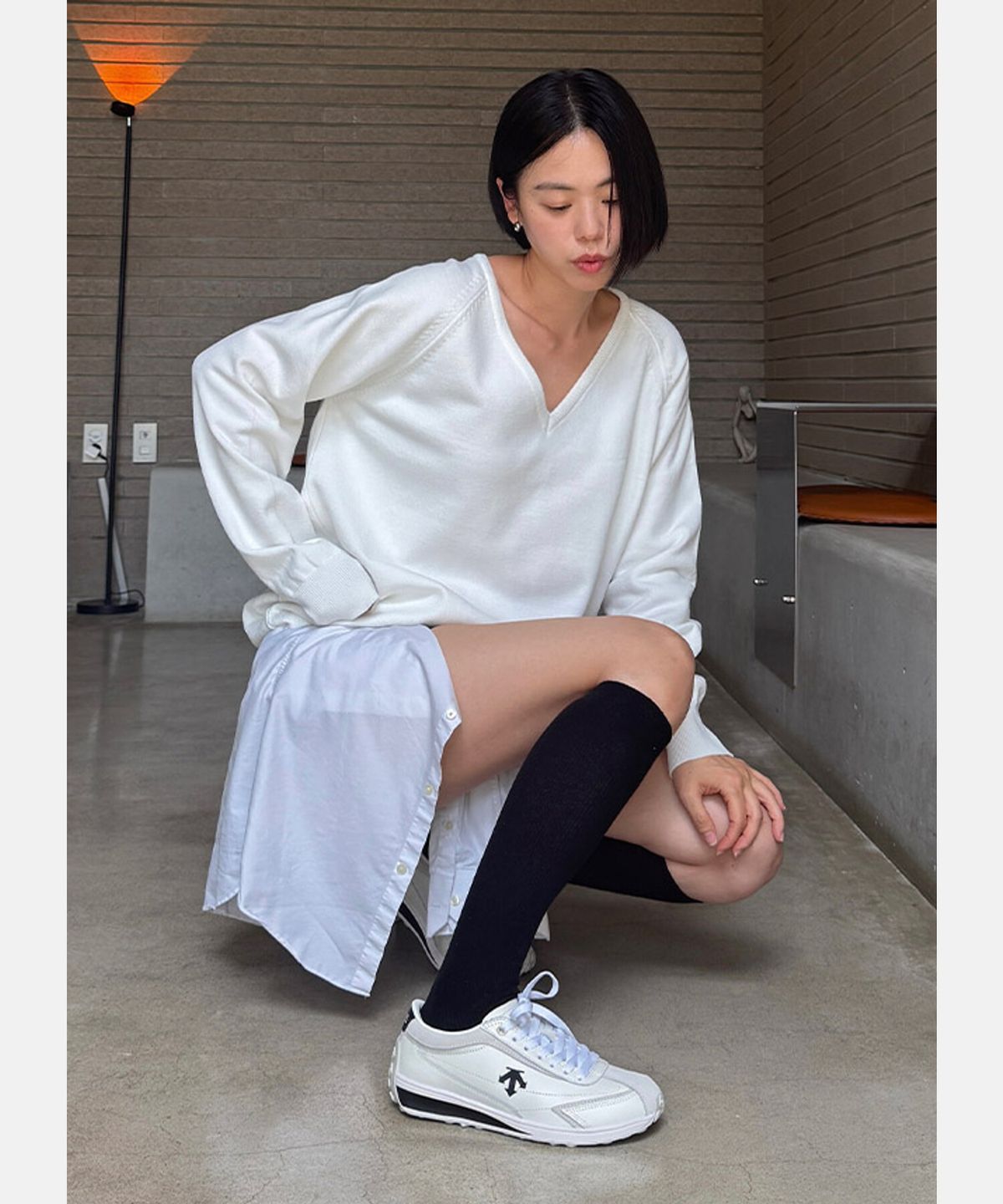 데상트(DESCENTE) 크론 레이서 블랙 화이트 SR313LCR71