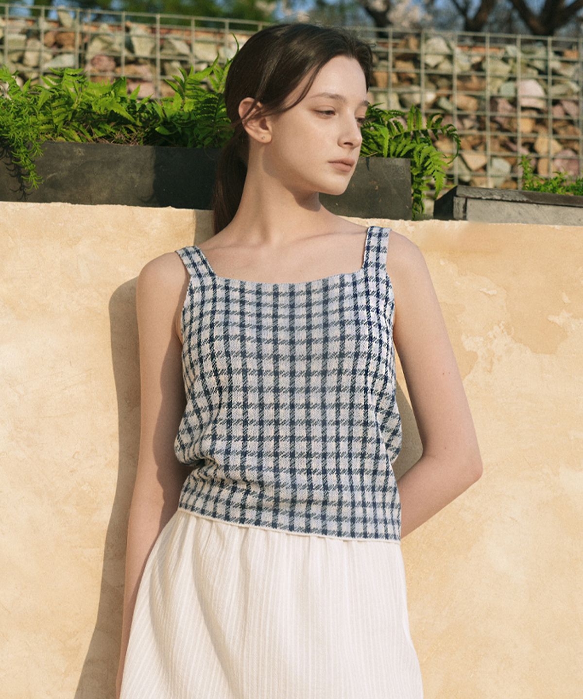 블레티(VLETI) Linen Jacquard Knit Sleeveless (sky blue)