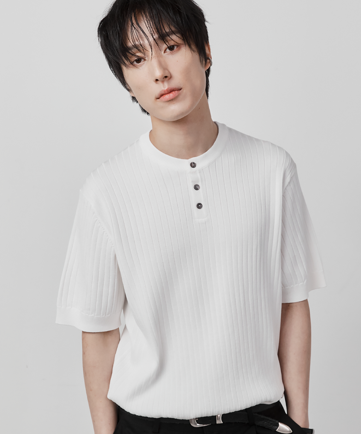 쎄이(CEIII) 스탠다드 골지 헨리넥 반팔니트 아이보리