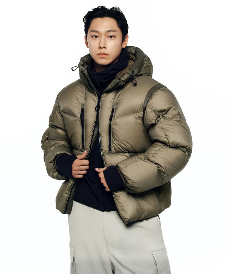 [이도현 PICK] [시티 레저] 시어 후디드 다운 재킷 [올리브]
