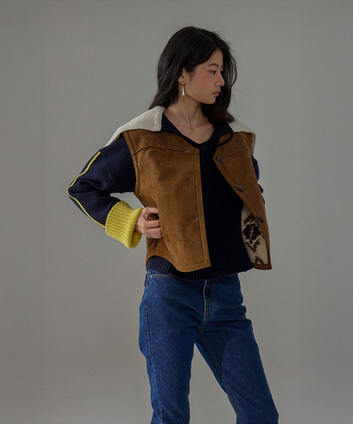 더밀루이(THEMILUI) Reversible mustang vest (Camel)