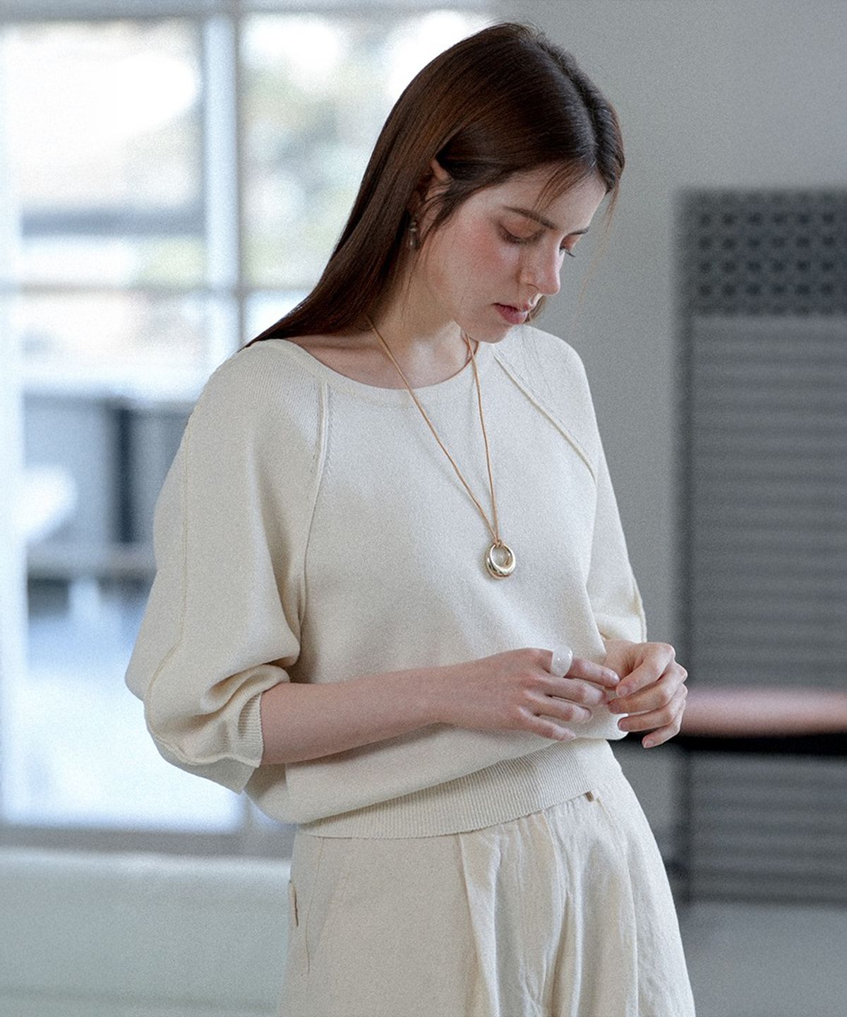 더밀루이(THEMILUI) Rina Nagrang Knit (Ivory)