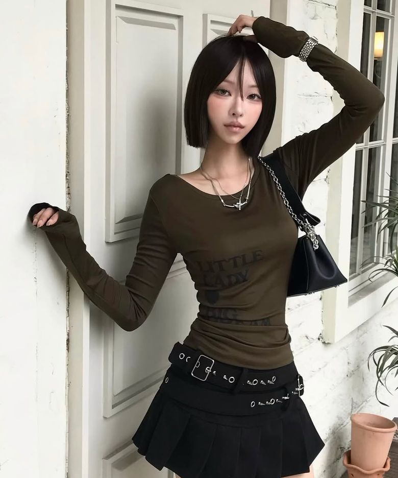 TYPOGRAPHY LONG SLEEVE_KHAKI