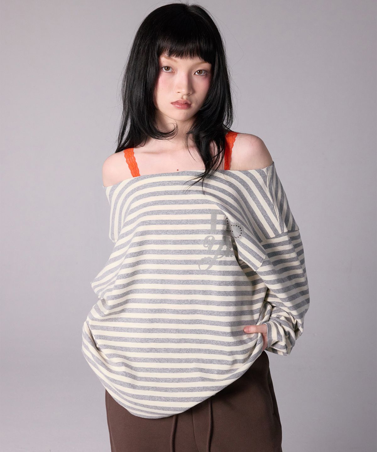유희(YOUHEE) STRIPE OFF-SHOULDER LONG SLEEVE_MELANGE GREY