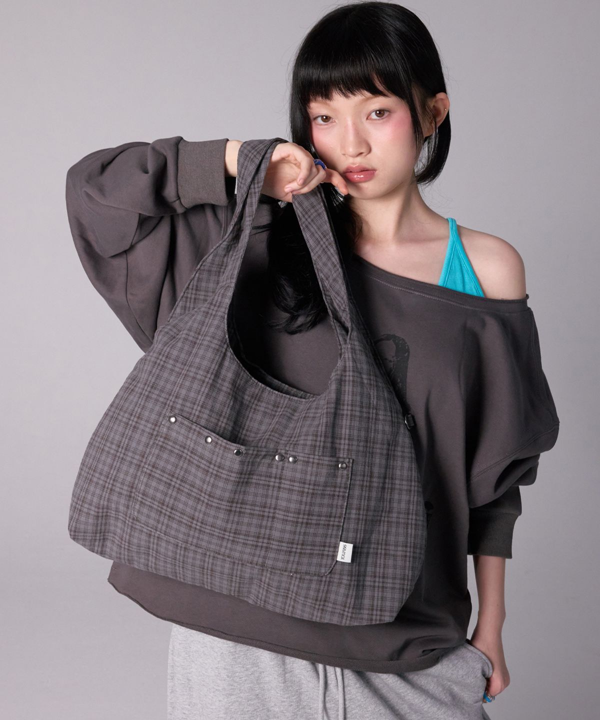 유희(YOUHEE) CHECK STUD COTTON BIG BAG_GREY