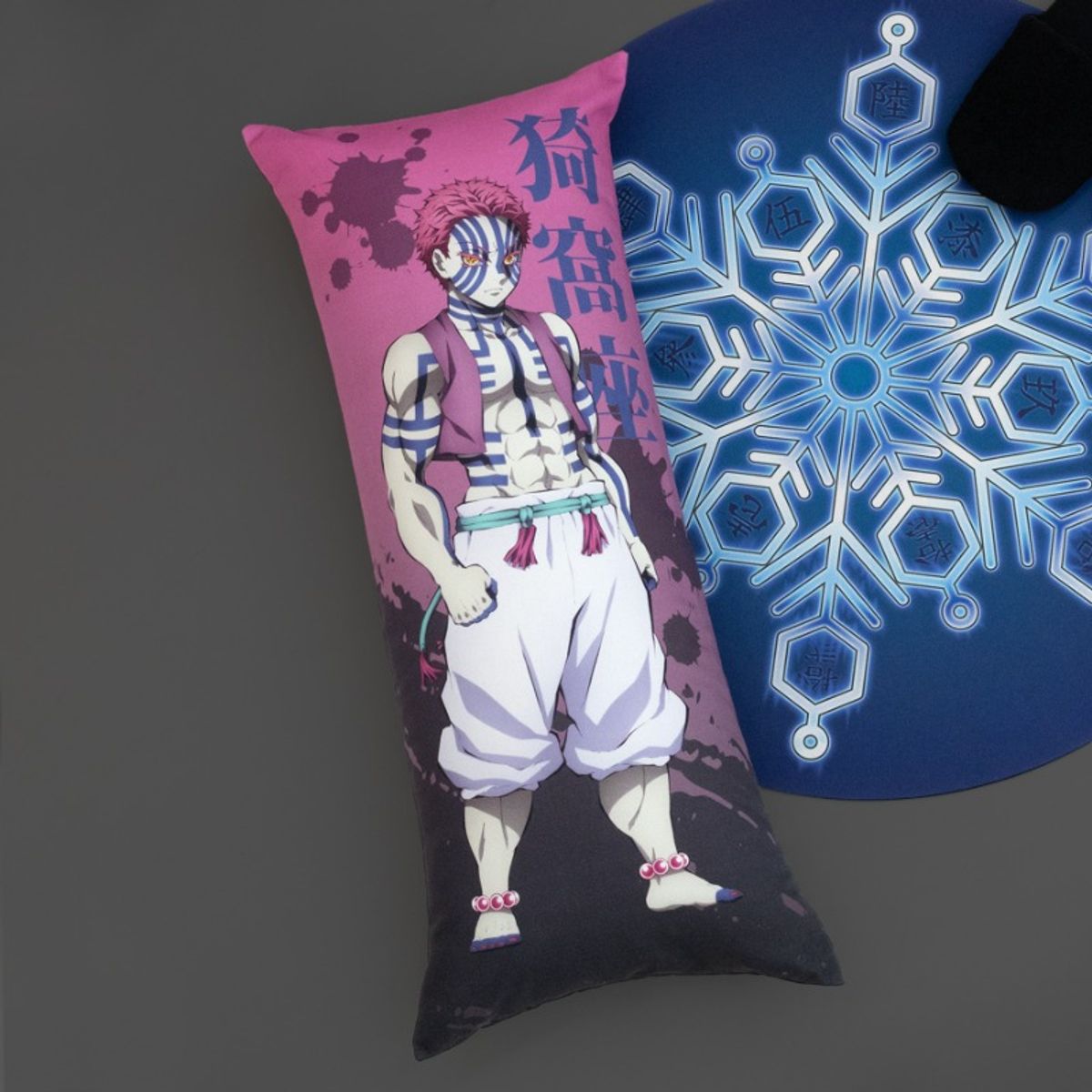 나라홈데코(NARAHOMEDECO) 귀멸의칼날4기 사각바디필로우 아카자