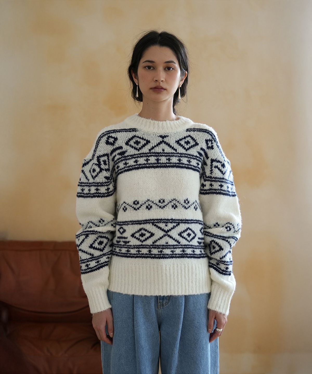 더밀루이(THEMILUI) Nereudo Extra Fine Wool Knit (Ivory)