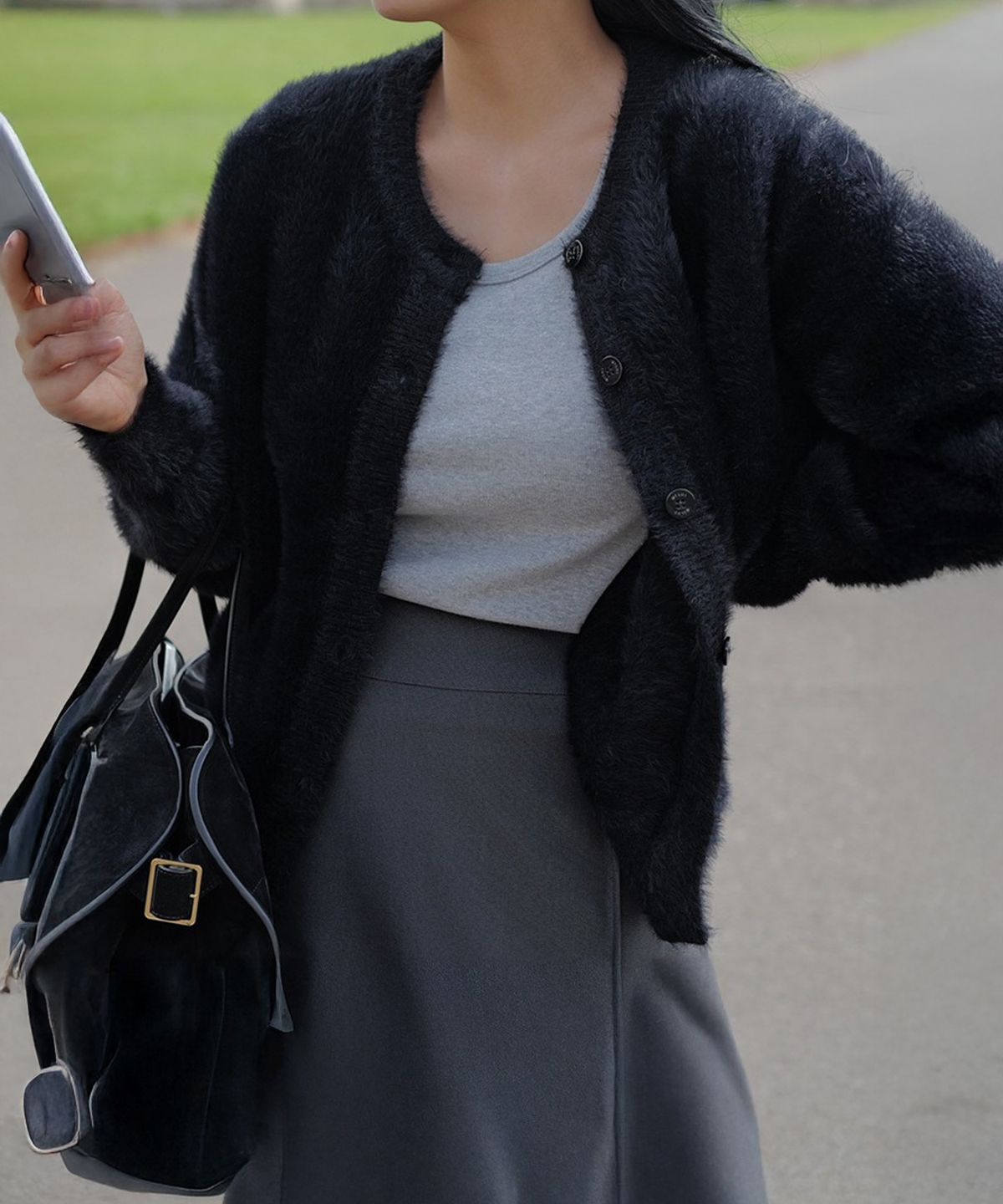 더밀루이(THEMILUI) Terry Angora Cardigan (Black)