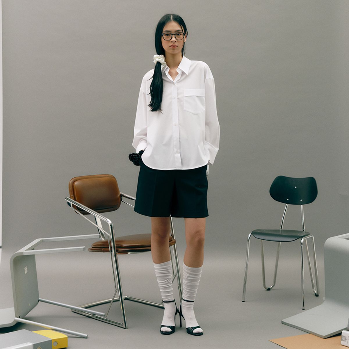 이비엠(EBM) 오픈카라 오버핏 셔츠 EMP2EBL020