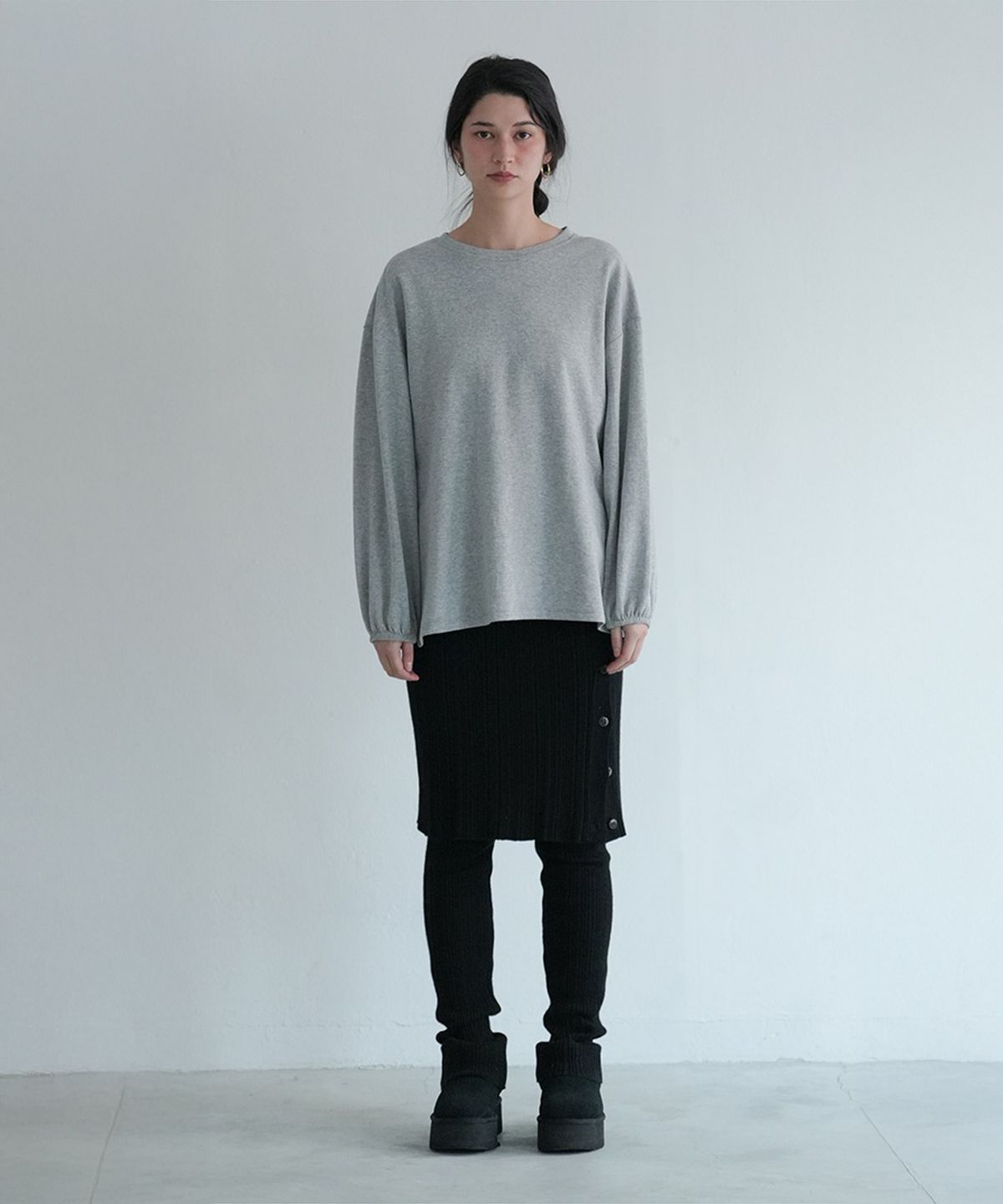 더밀루이(THEMILUI) Tamine Sweatshirt (4color)