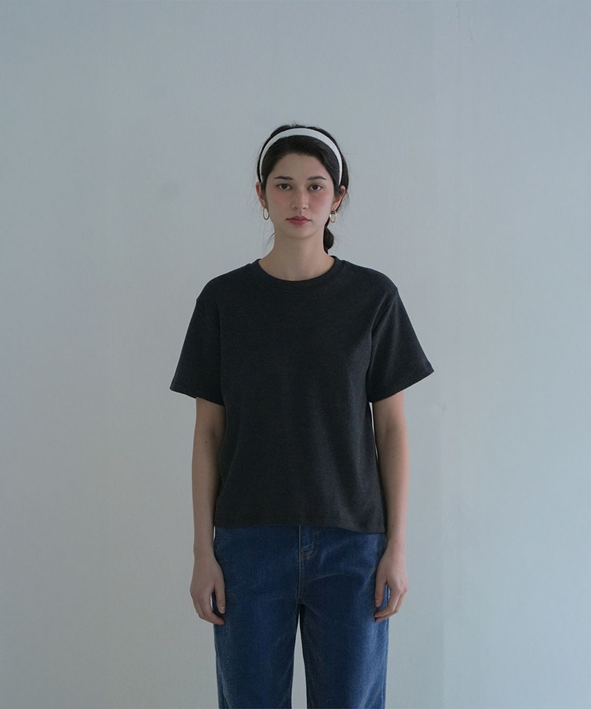 더밀루이(THEMILUI) Roing Fluff T-shirt (Dark Gray)
