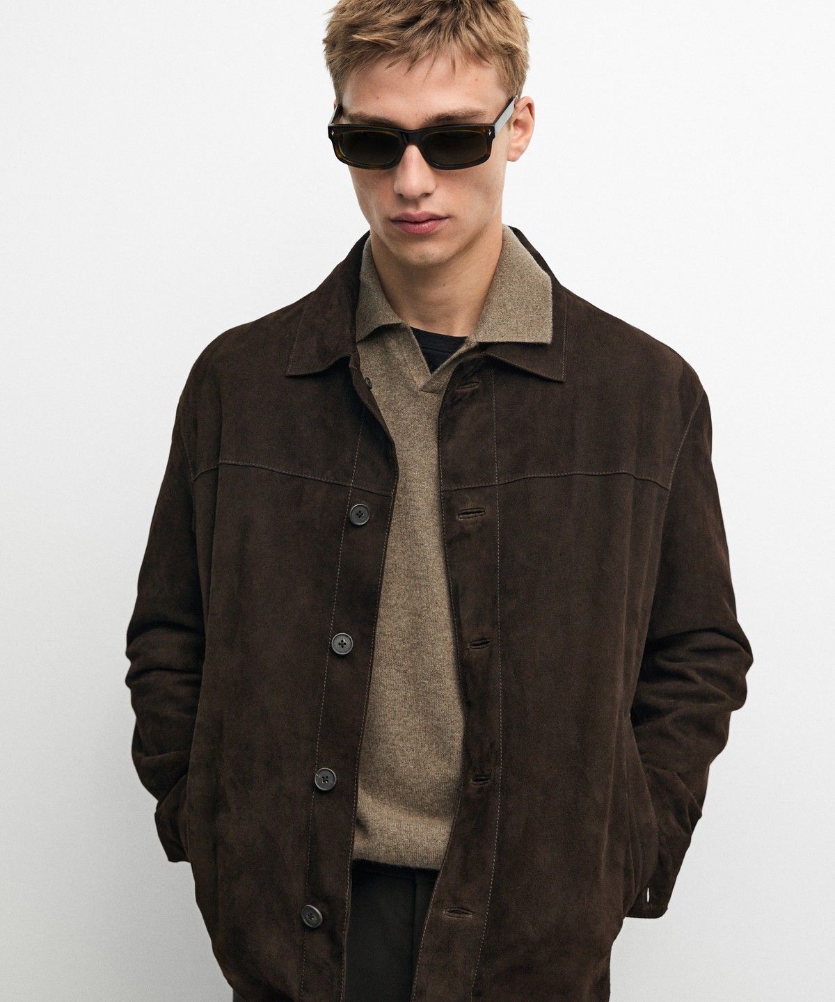 마시모두띠(MASSIMO DUTTI) 포켓 디테일 스웨이드 레더 오버셔츠