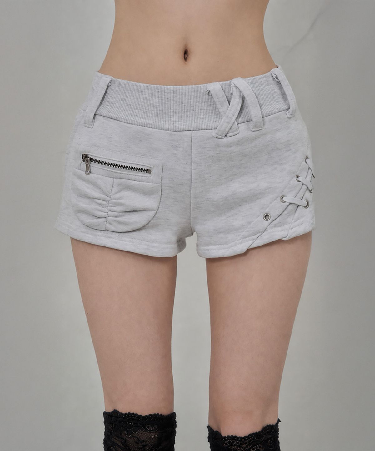 쇠아(SØAR) Cross Belt loop shirring Pocket Pant (WHITE MELANGE)