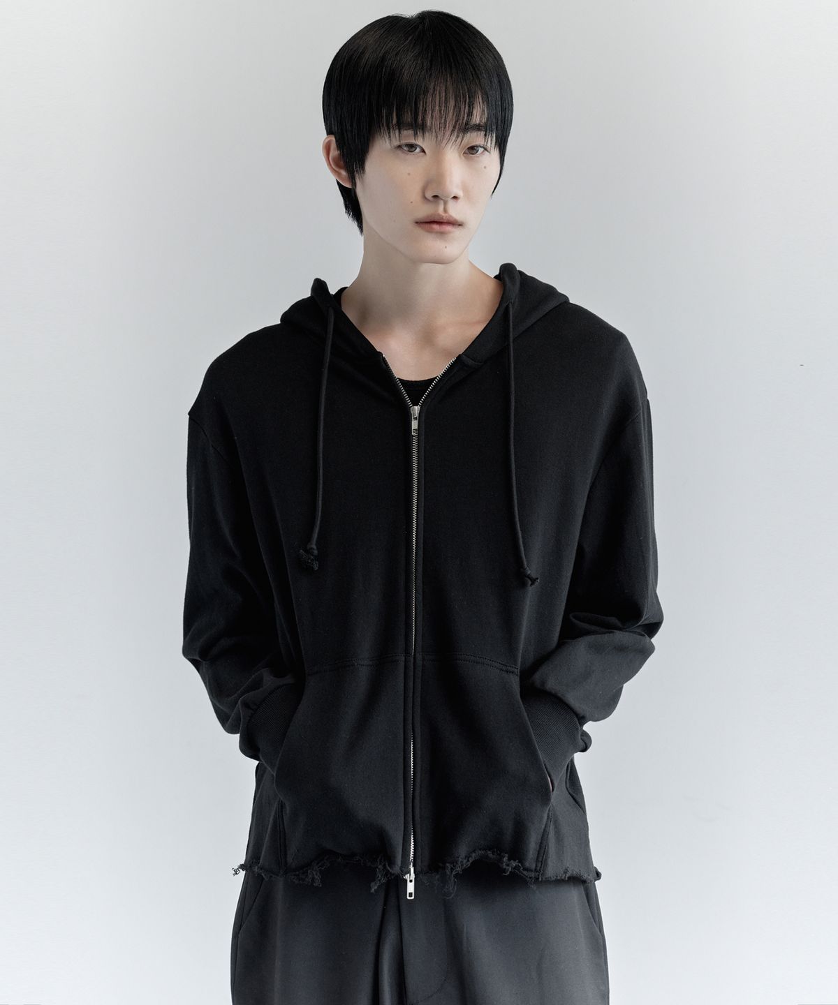 키류(KIRYU) CUT OFF HODDIE ZIP UP_BLACK