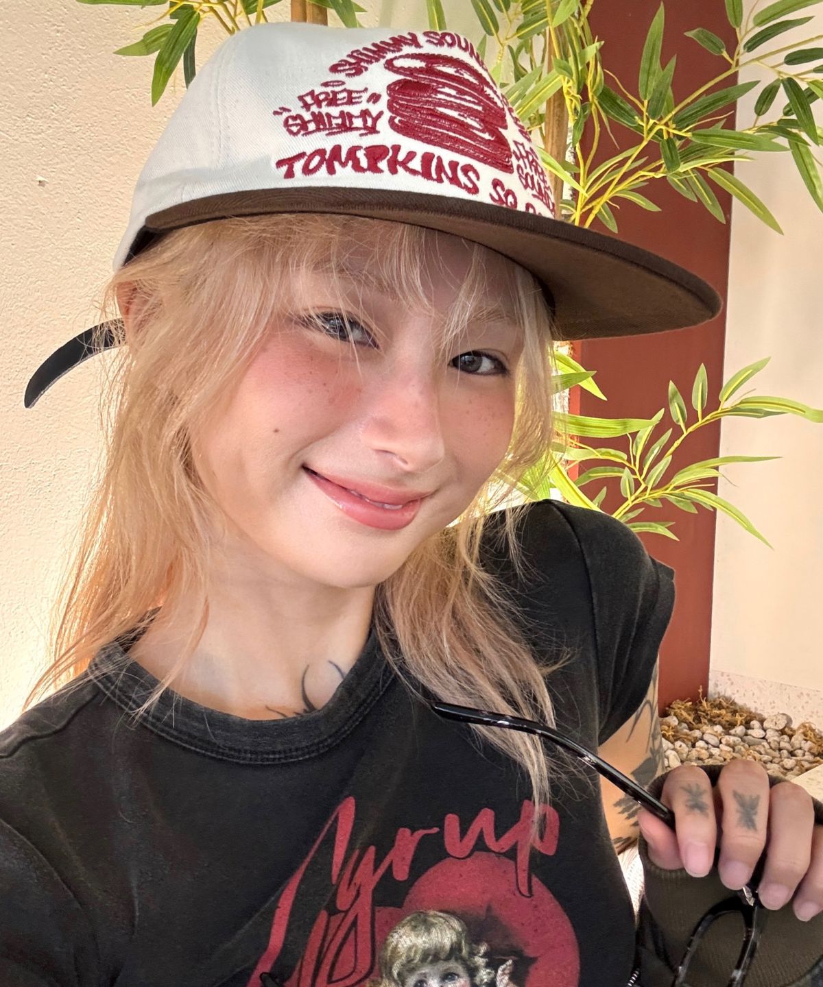 쉬미사운즈클럽(SHIMMY SOUNDS CLUB) SQUARE PARK 5P CAP [IVORY/BROWN]