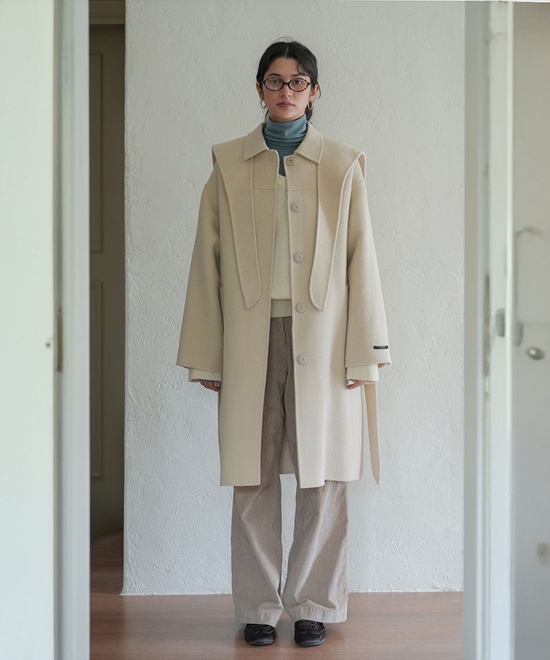 Koma Cape Hooded Handmade Coat (Ivory)
