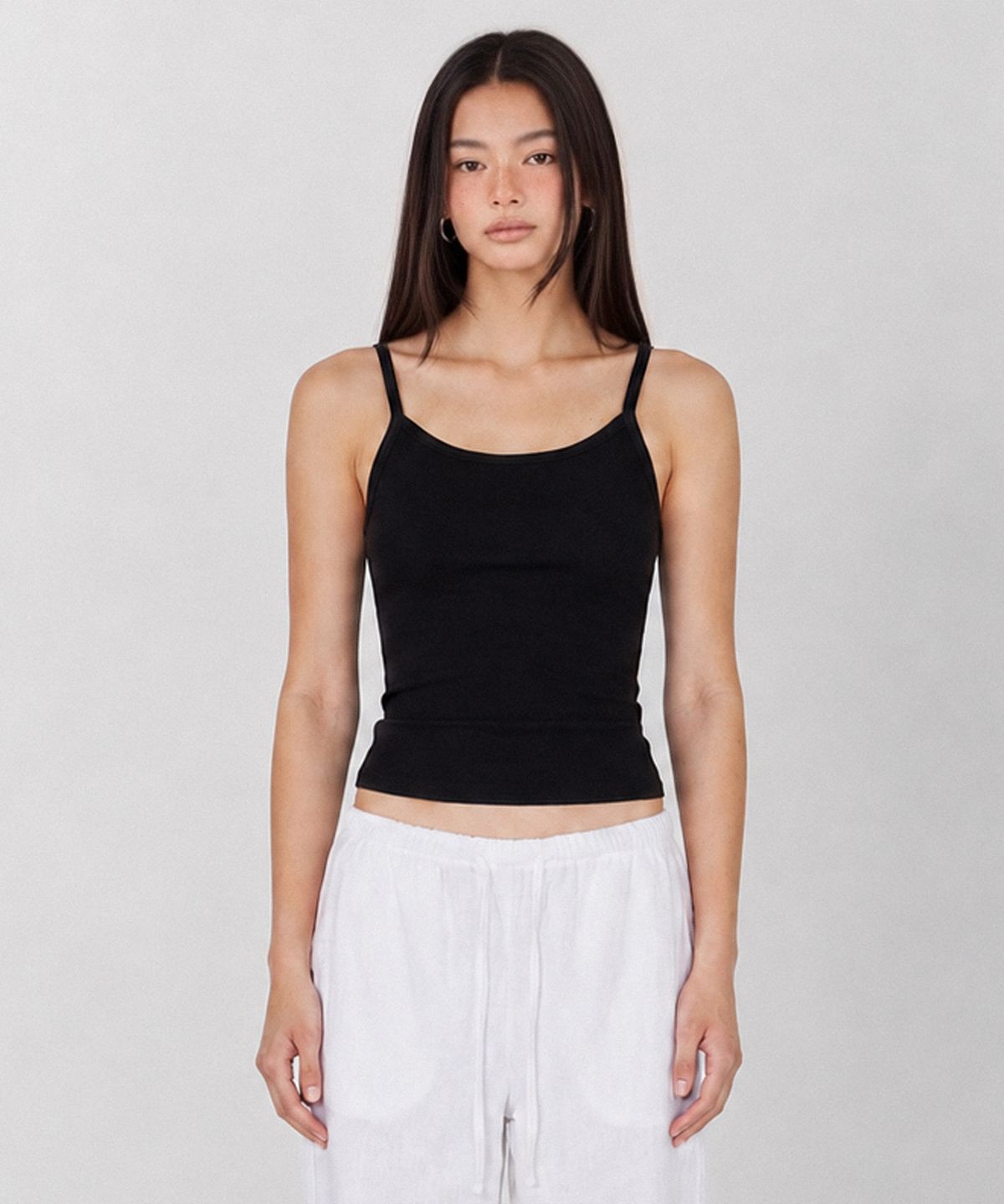 인지액티브(INJIACTIVE) K Ribbed Sleevelees Top 블랙