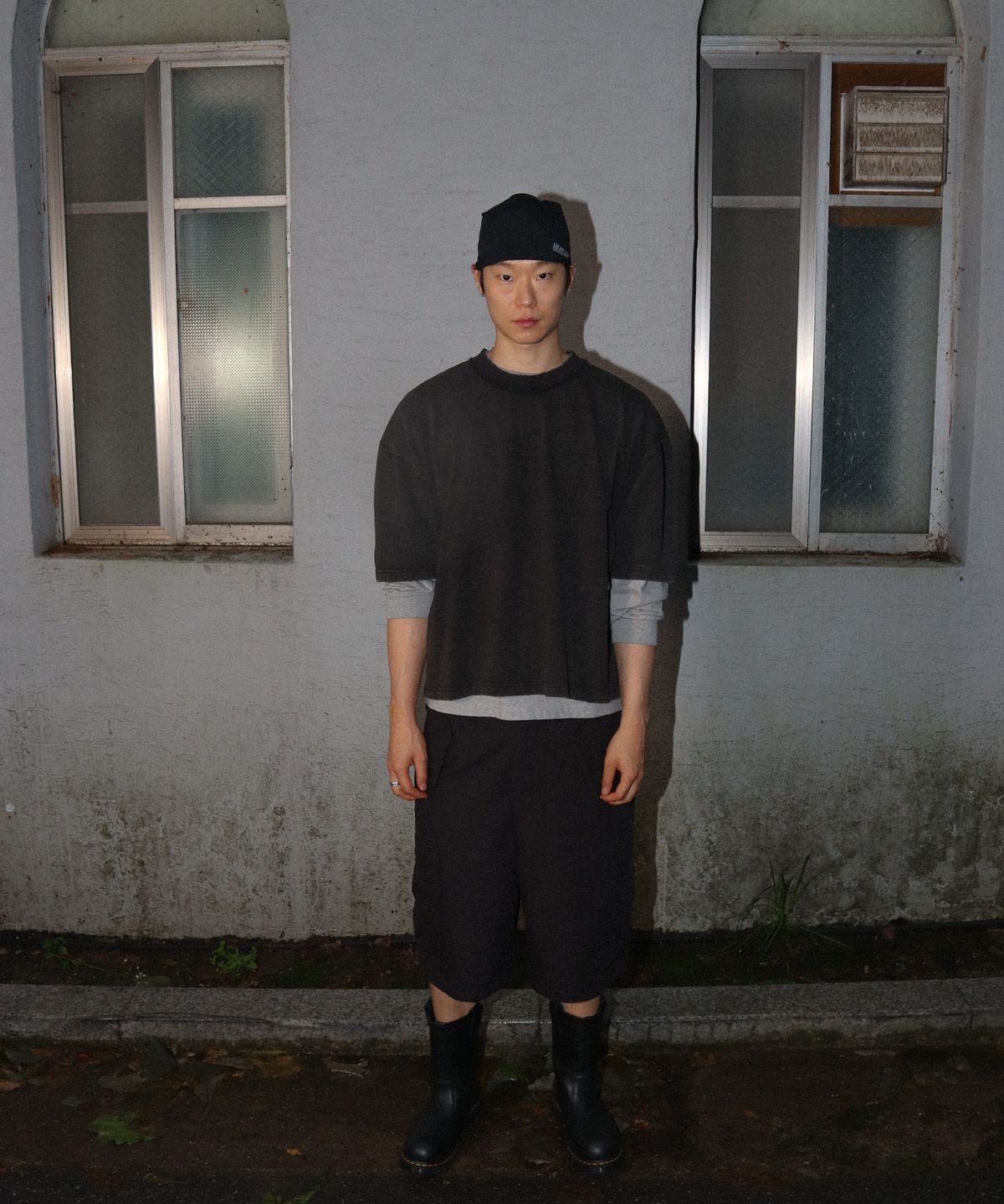 헤레시(HERESSY) 크롭박스 빈티지 티셔츠 검정