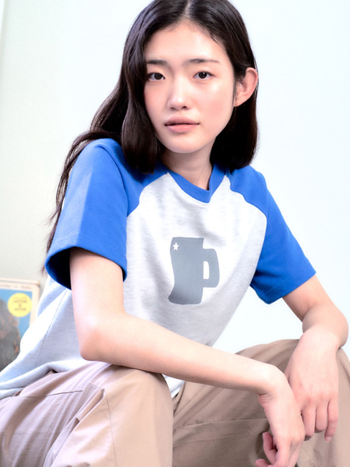 기브즈(GIVEZ) 머그 래글런 반팔티셔츠_그레이