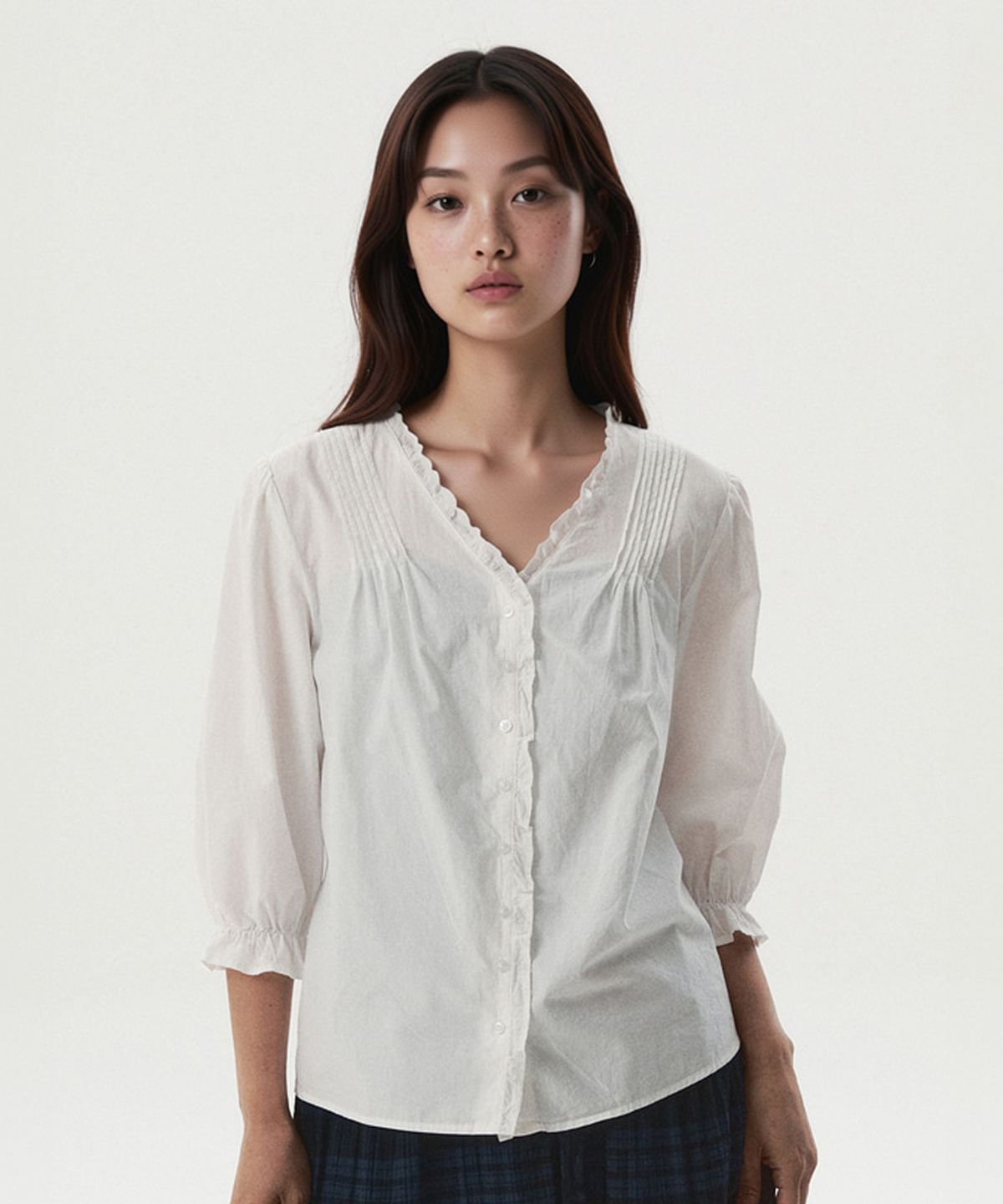 후아유(WHO.A.U) Frill Blouse / WHBLG3833F