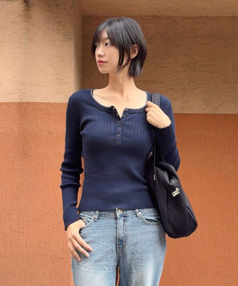 Ribbed Henley neck Pullover / WHKAG4822F