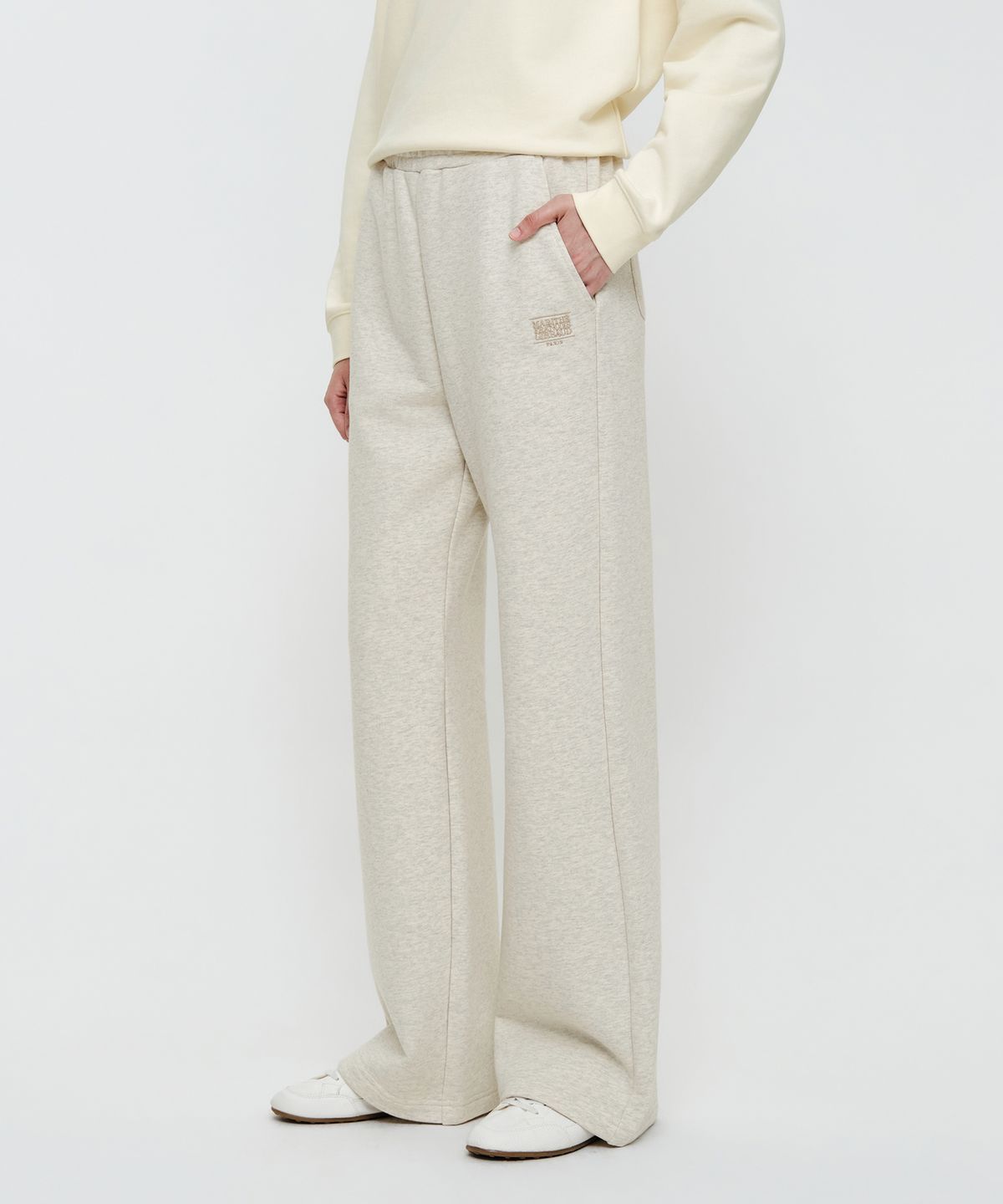 마리떼 프랑소와 저버(MARITHÉ + FRANҪOIS GIRBAUD) W CLASSIC LOGO SWEAT PANTS oatmeal