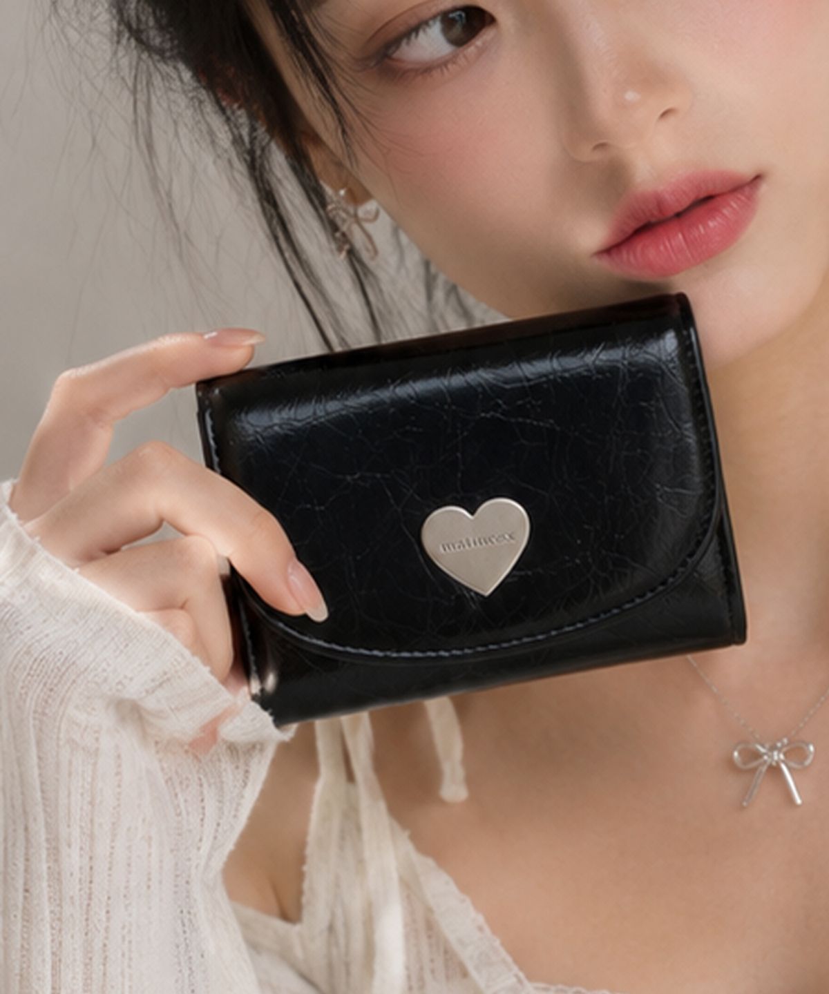 마틴콕스(MATINCOX) Heart Fold Wallet - Black