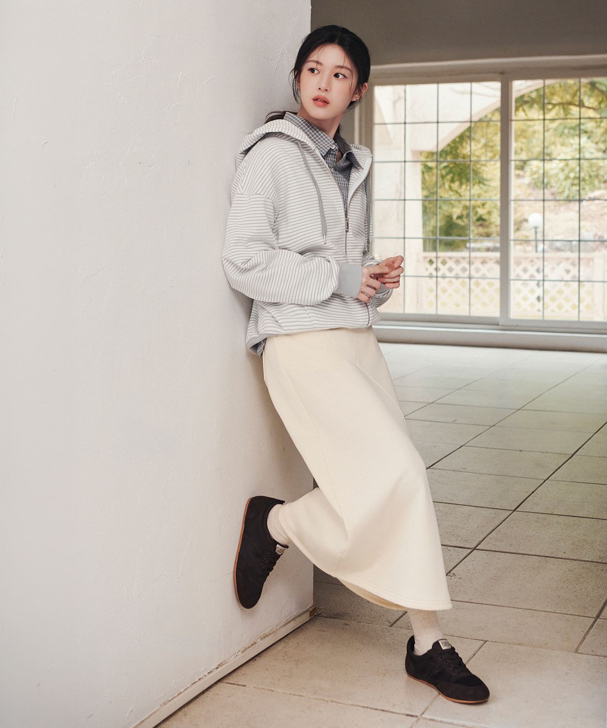 마리떼 프랑소와 저버(MARITHÉ + FRANҪOIS GIRBAUD) W CLASSIC LOGO LONG SWEAT SKIRT cream