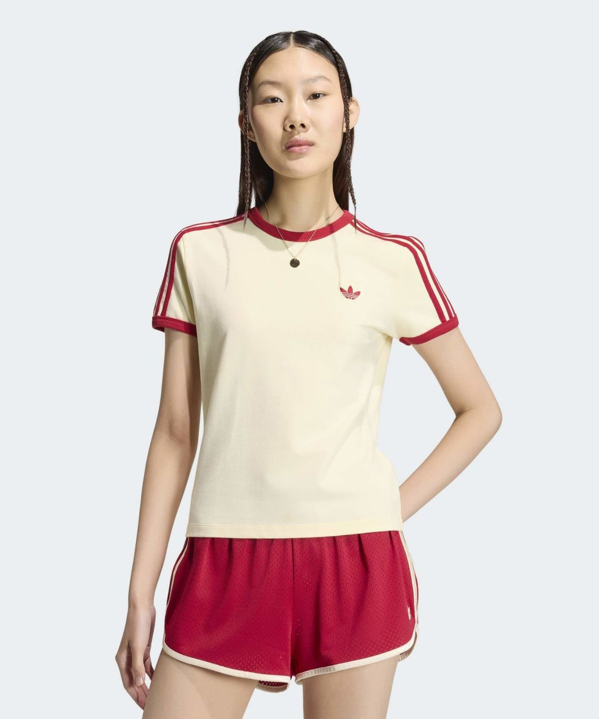 아디다스(ADIDAS) 3-스트라이프 슬림 티셔츠 - 웜바닐라 / KS4780