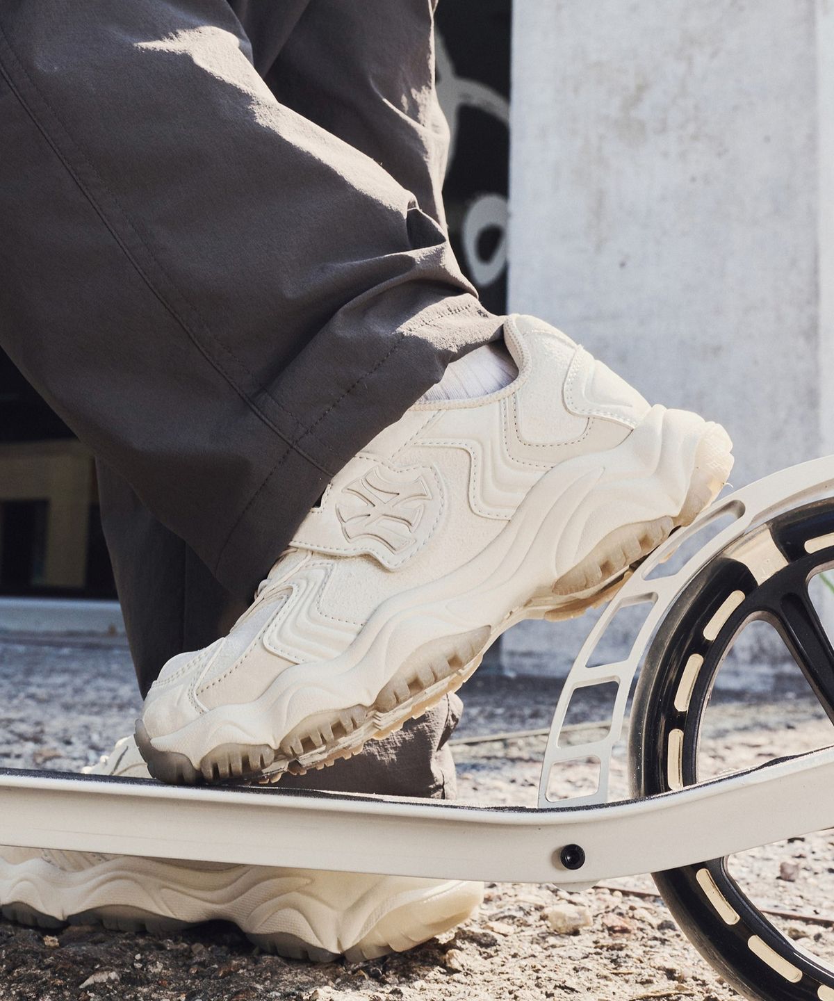엠엘비 키즈(MLB KIDS) 카고 청키 NY (D.Cream)
