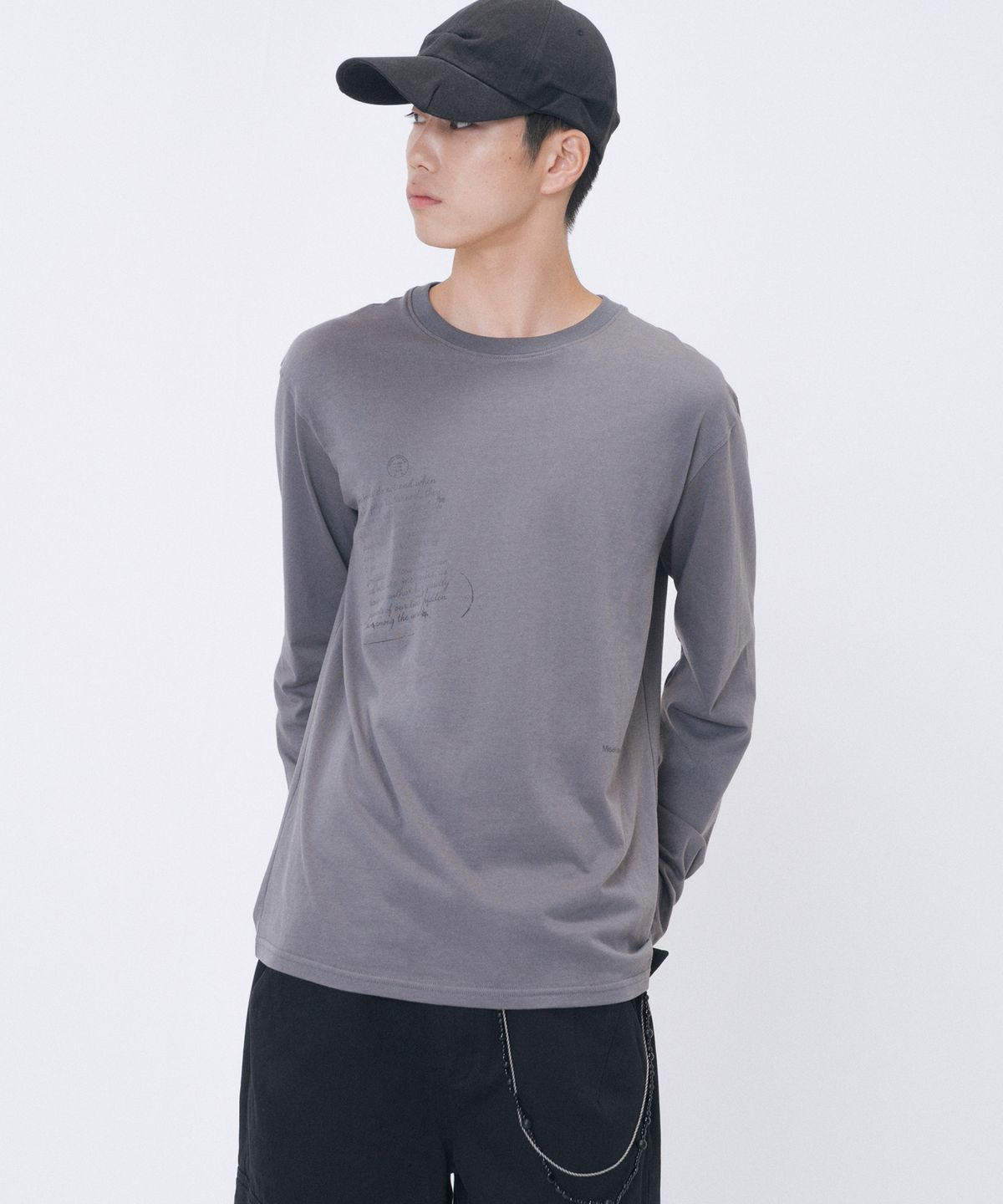 미세키서울 맨(MISEKISEOUL MEN) Post card long sleeve CHARCOAL