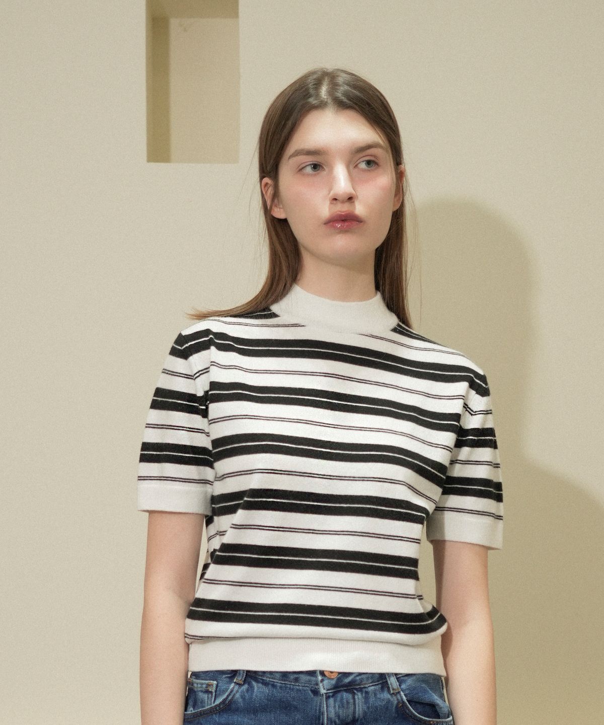 블레티(VLETI) Striped High Neck Half Knit (cream)