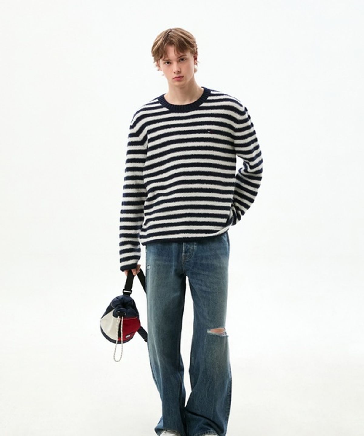 타미진스(TOMMY JEANS) 테오 배기 와이드 핏 데님 팬츠 (T32G6NEW30TMT11BK)