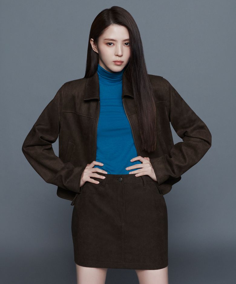 [한소희 PICK] 우먼즈 신세틱 스웨이드 싱글 재킷 [브라운]