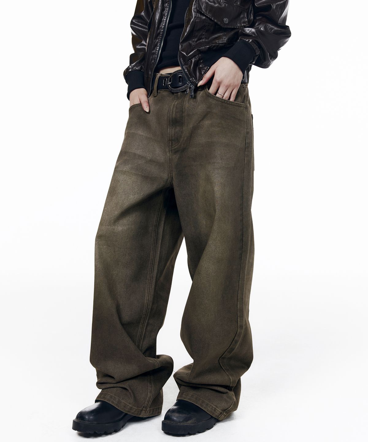 아캄(AAKAM) Dirty Waxed Denim Pants (Black)