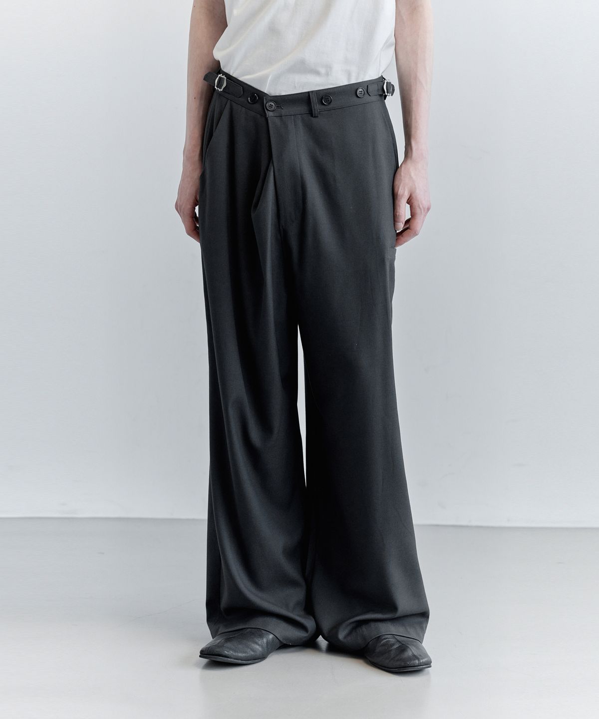 키류(KIRYU) WRAP SLACKS_CHACOAL