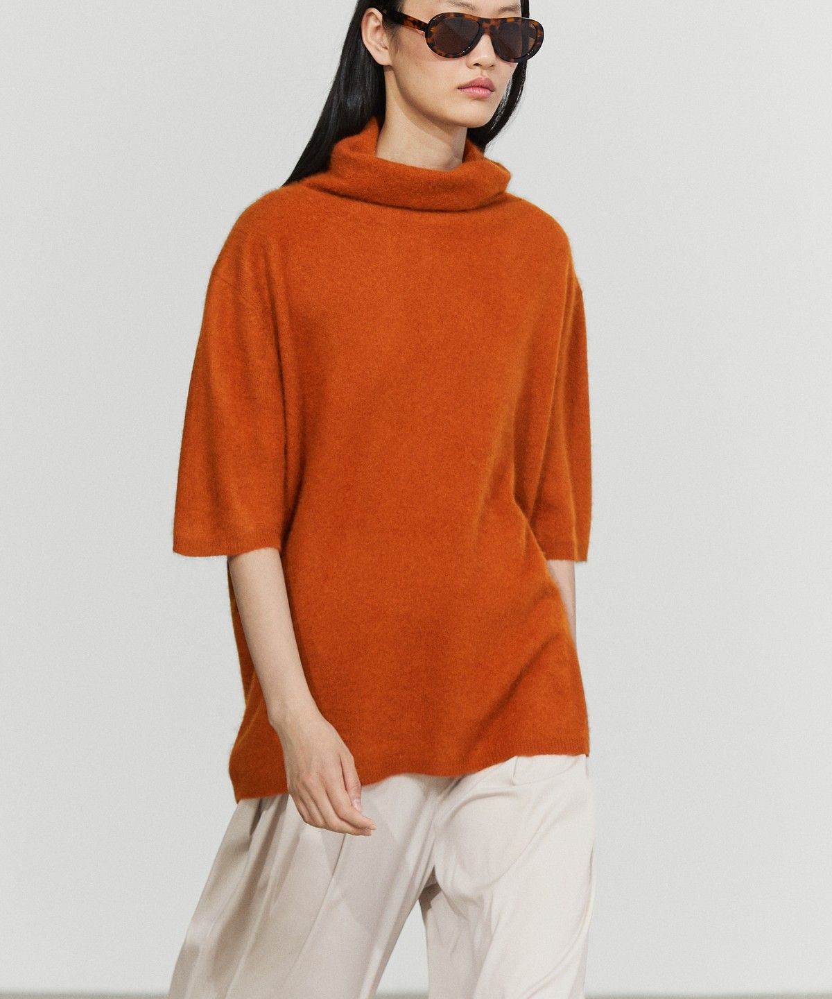 마시모두띠(MASSIMO DUTTI) 100% 울 반팔 니트
