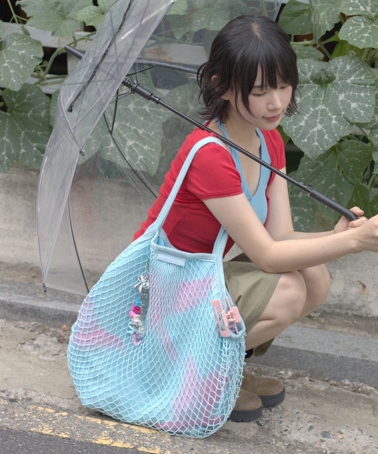 Wavy Layered Net Bag (Blue)