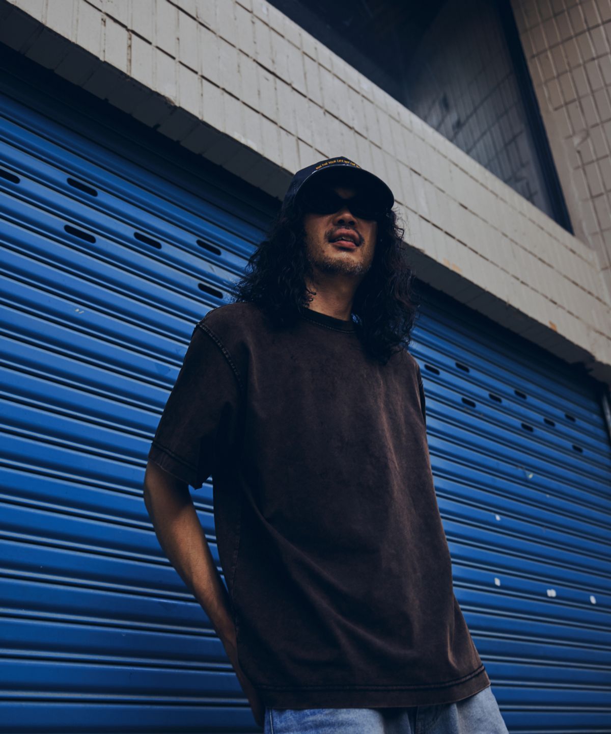 더 오피셜 레퓨지(THE OFFICIAL REFUGE) MINERAL WASHED T-SHIRT BROWN
