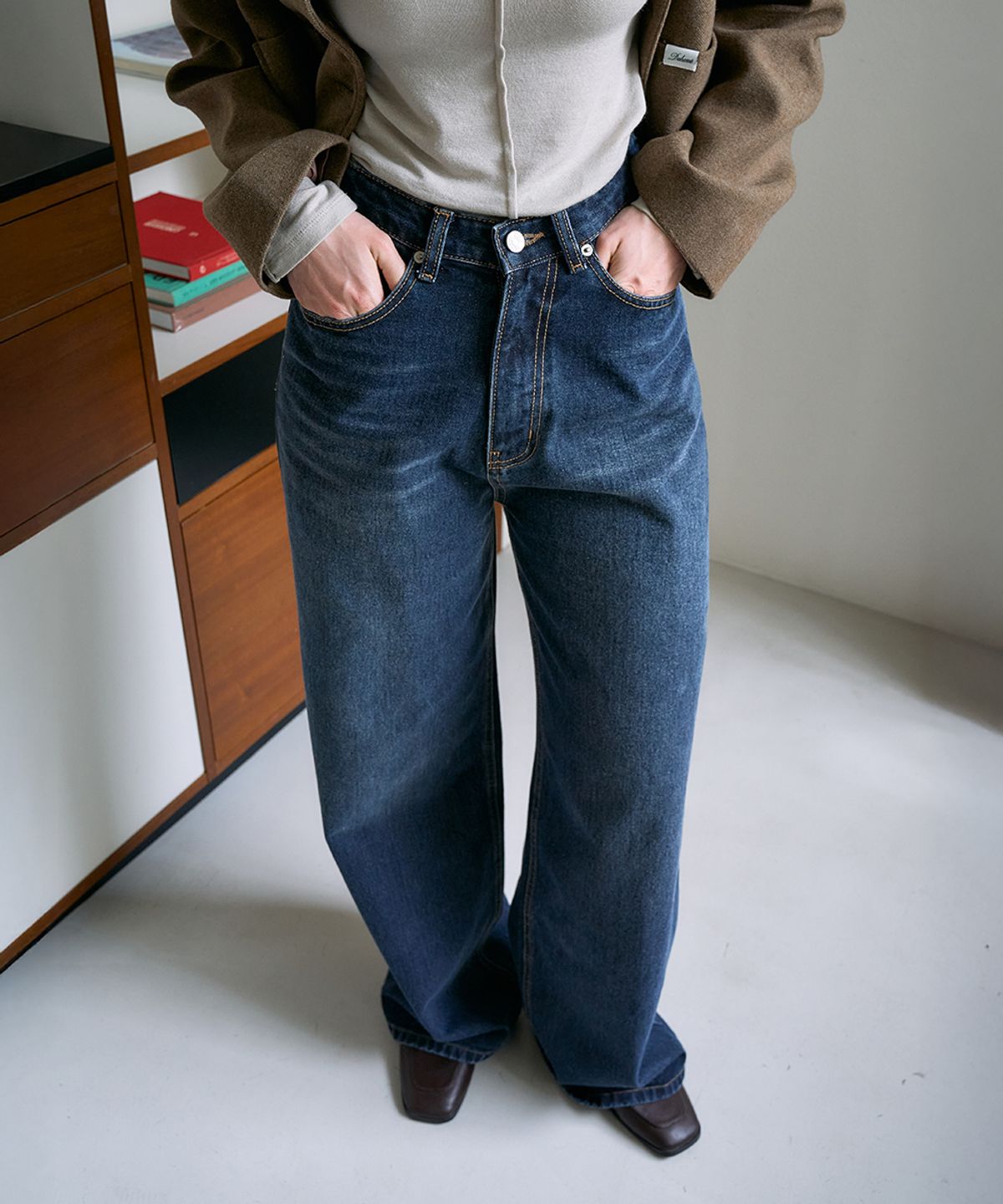 드헤베(DEHEVE) Essential Wide Denim Pants [Dark Blue]