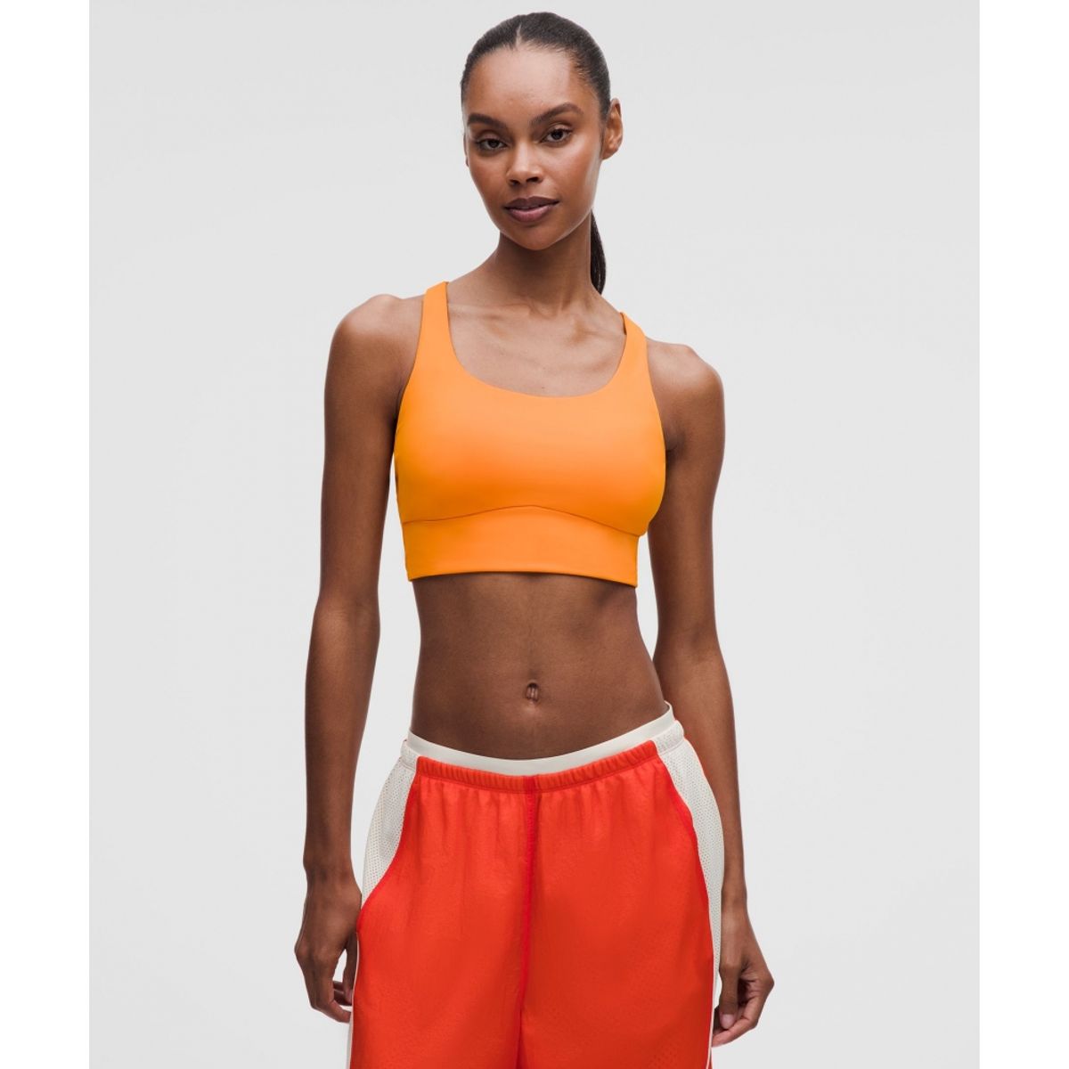 룰루레몬(LULULEMON) 에너지 롱라인 브라 미디엄 서포트, B–D컵 *에볼브