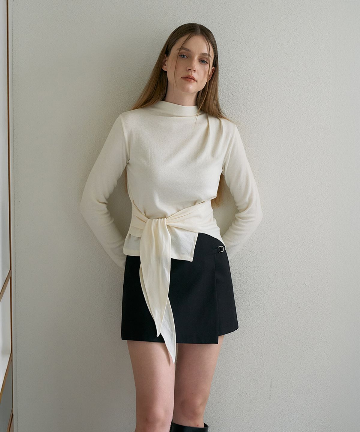 드헤베(DEHEVE) Wool Mock-neck Wrap Long Sleeve [Ivory]
