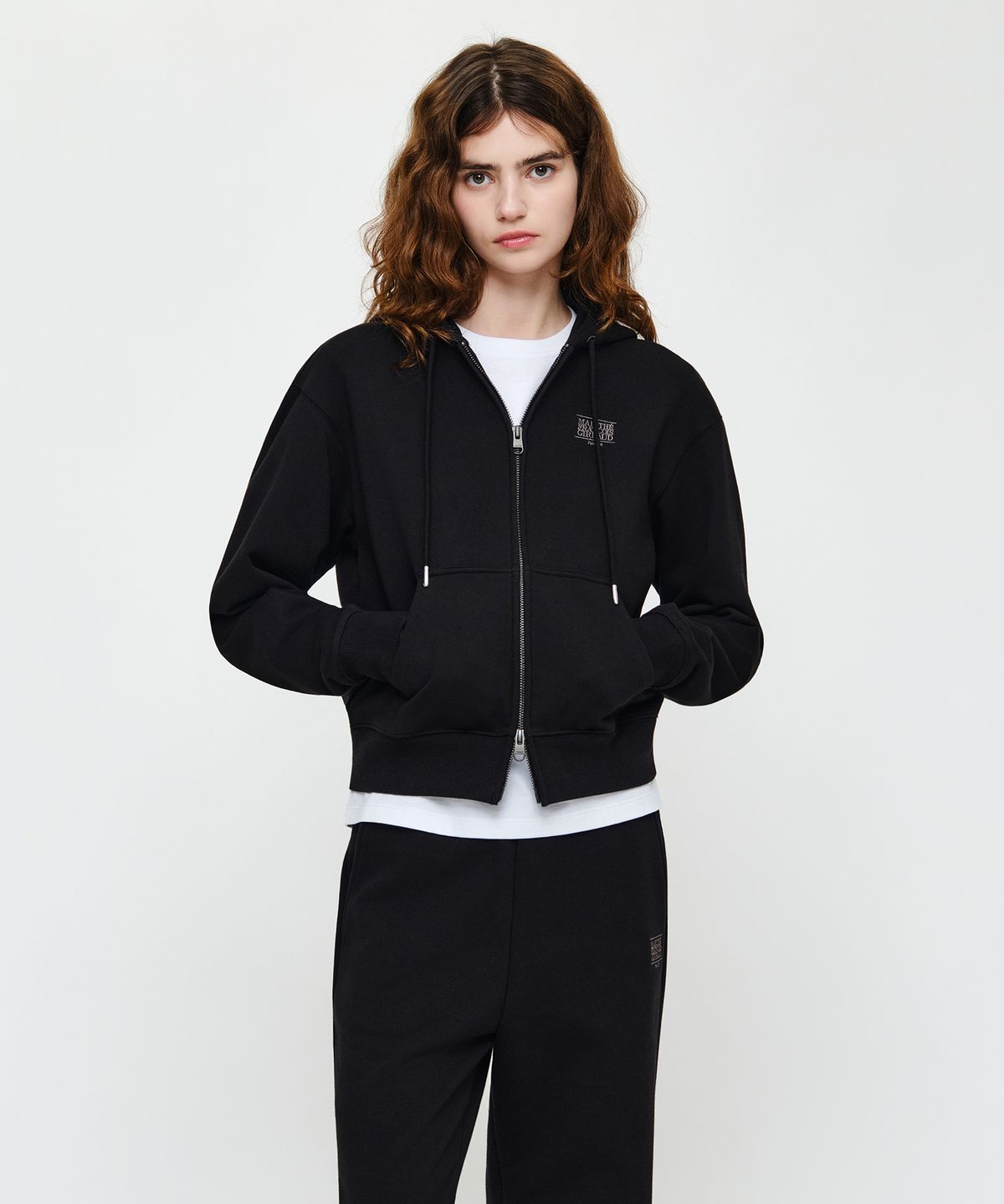 마리떼 프랑소와 저버(MARITHÉ + FRANҪOIS GIRBAUD) W SMALL CLASSIC LOGO HOODIE ZIPUP black