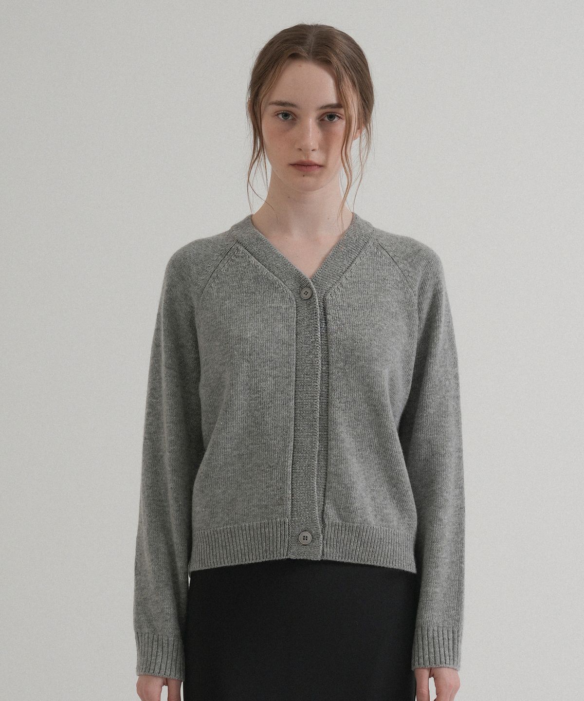 블레티(VLETI) V-neck Button Wrap Knit Cardigan (Gray)
