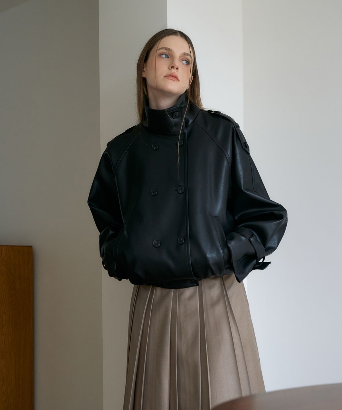 드헤베(DEHEVE) Double High-neck Leather Jumper [Black]