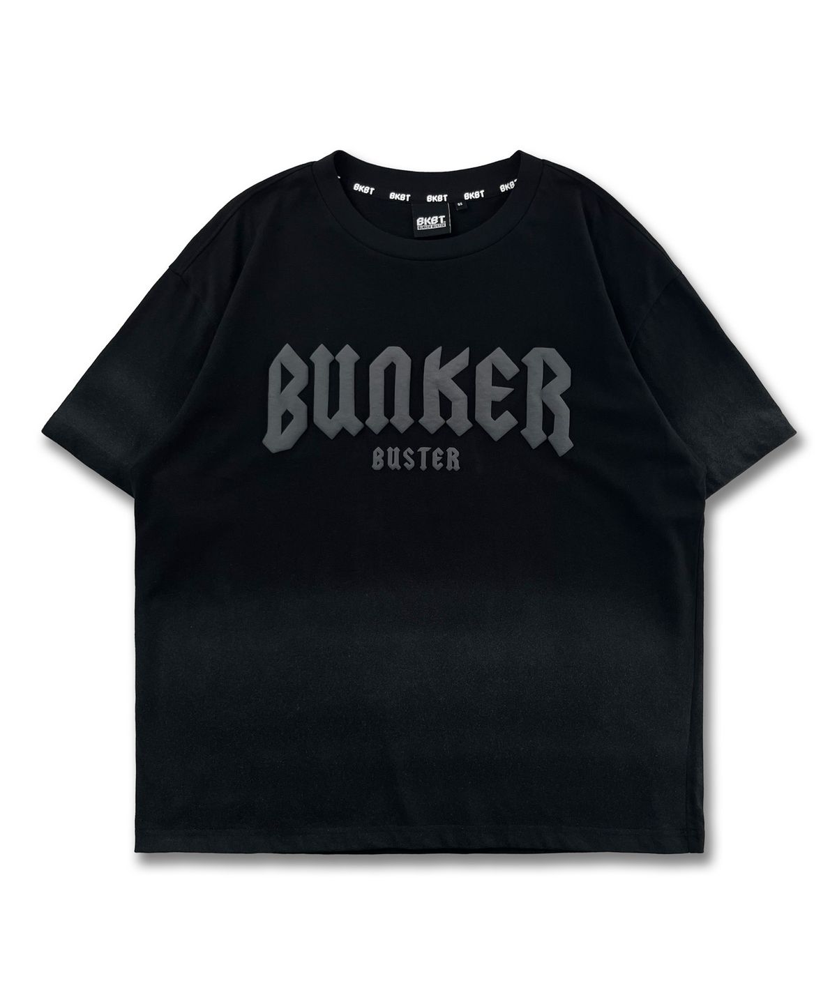 벙커버스터(BUNKERBUSTER) 세미 크롭 그라데이션 워싱 반팔티 MQ3TU638_BLACK
