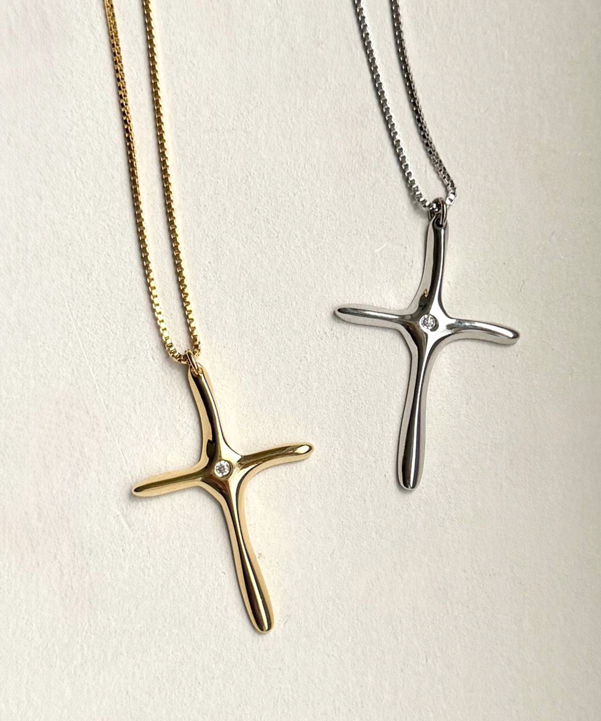 앤 서울(ANNE SEOUL) curved cross